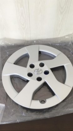 колпаки колеса r15 toyota prius R15 ZVW30 42602-47060 в красноярске