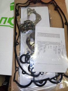 Комплект прокладок MITSUBISHI PAJERO PAJERO/MONTERO 6G74 V6 MD972341