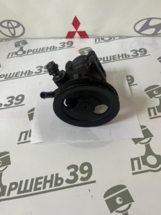 Оригинальный Насос гидроусилителя TOYOTA HIACE 2L 3L LH106 LH119 44320-26073