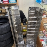 Подножка боковой откатной двери Toyota Hiace 58303-95J