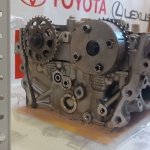 Головка блока цилиндров Toyota Prius 2ZRFXE 1110109435 1110139725