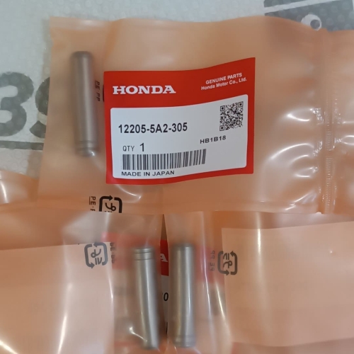 Втулка направляющая клапана Honda K24W2 K24W3 K20C2 12205-5A2-305