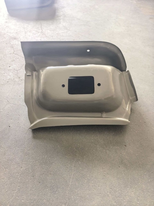 Порог передняя левая Toyota HIACE REGIUS 6141426010 6141495J01